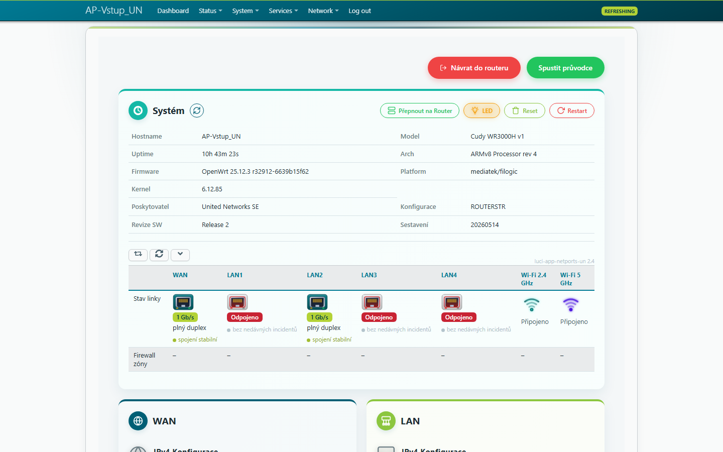 router-wizard-un v LuCI — systémové informace, stav portů a přepnutí router/AP